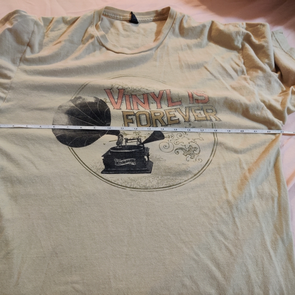 Vinyl is Forever T-Shirt Vintage Style - Picture 5 of 5